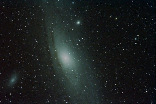 Andromeda Galaxy through the telescope Just 6 frames of 45 sec @ ISO 3200