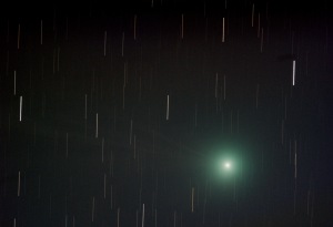 Comet C/2014 Q2 (Lovejoy)  Nikon D90 on Altair Wave 115/805 ISO 800, 100 x 20sec 