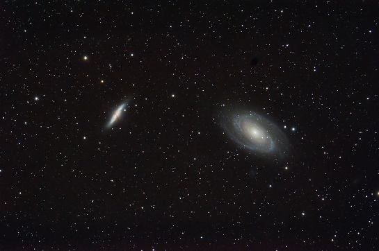 M82 and M81 Nikon D90 on Altair Wave 115/805 (f/7), ISO 400 50 minutes: 5 frames of 10 minutes each.